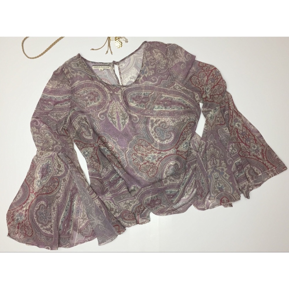 Boho Style Top with flared sleeves | Size Medium